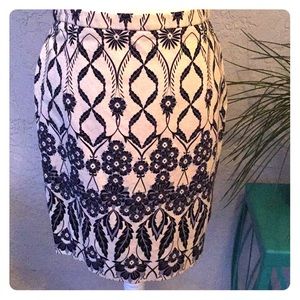 Pretty cream and Navy floral pencil skirt